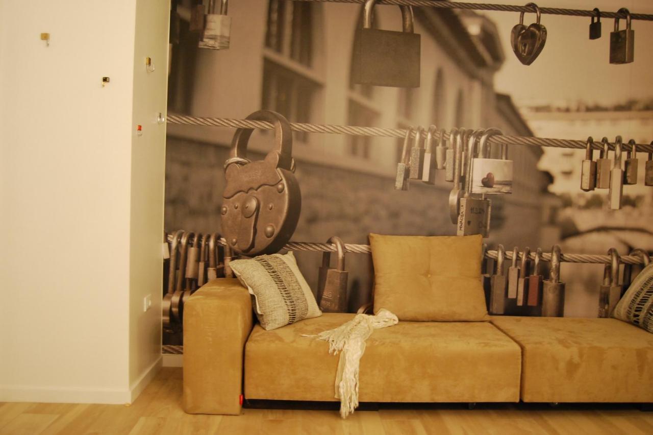 Slovenian Art Story Apartment Любляна Екстериор снимка