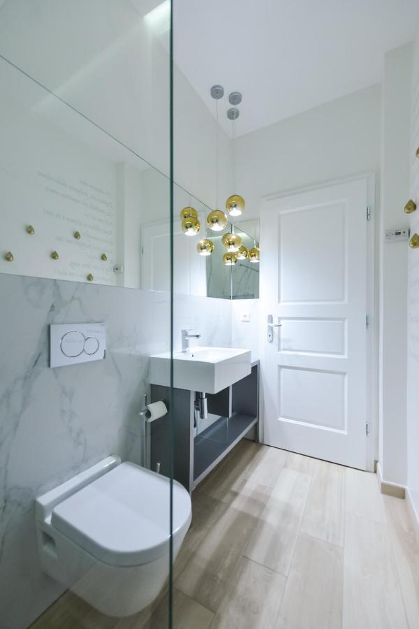 Slovenian Art Story Apartment Любляна Екстериор снимка