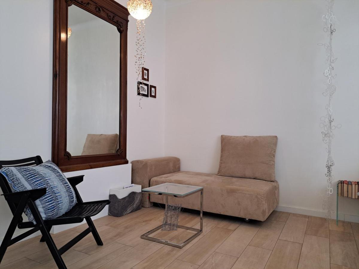 Slovenian Art Story Apartment Любляна Екстериор снимка
