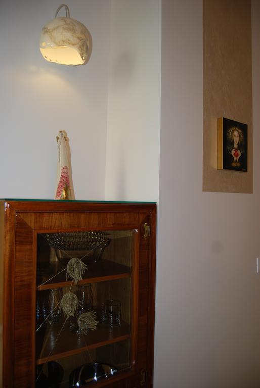 Slovenian Art Story Apartment Любляна Екстериор снимка